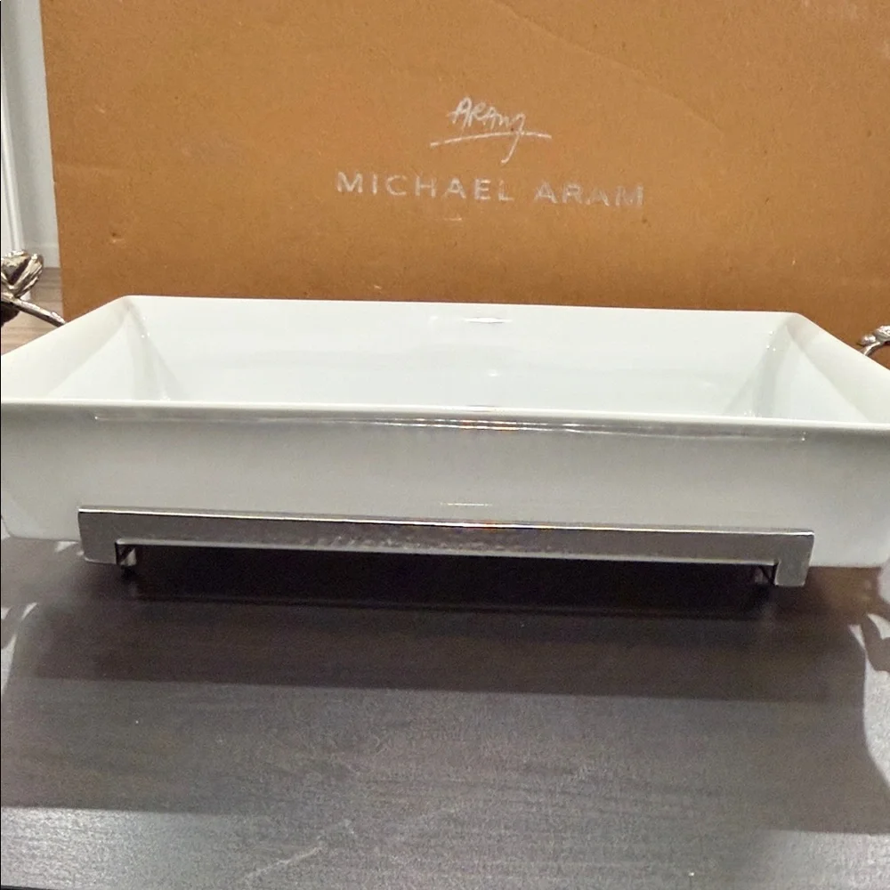 Michael Aram White orchid casserole dish 3QT
